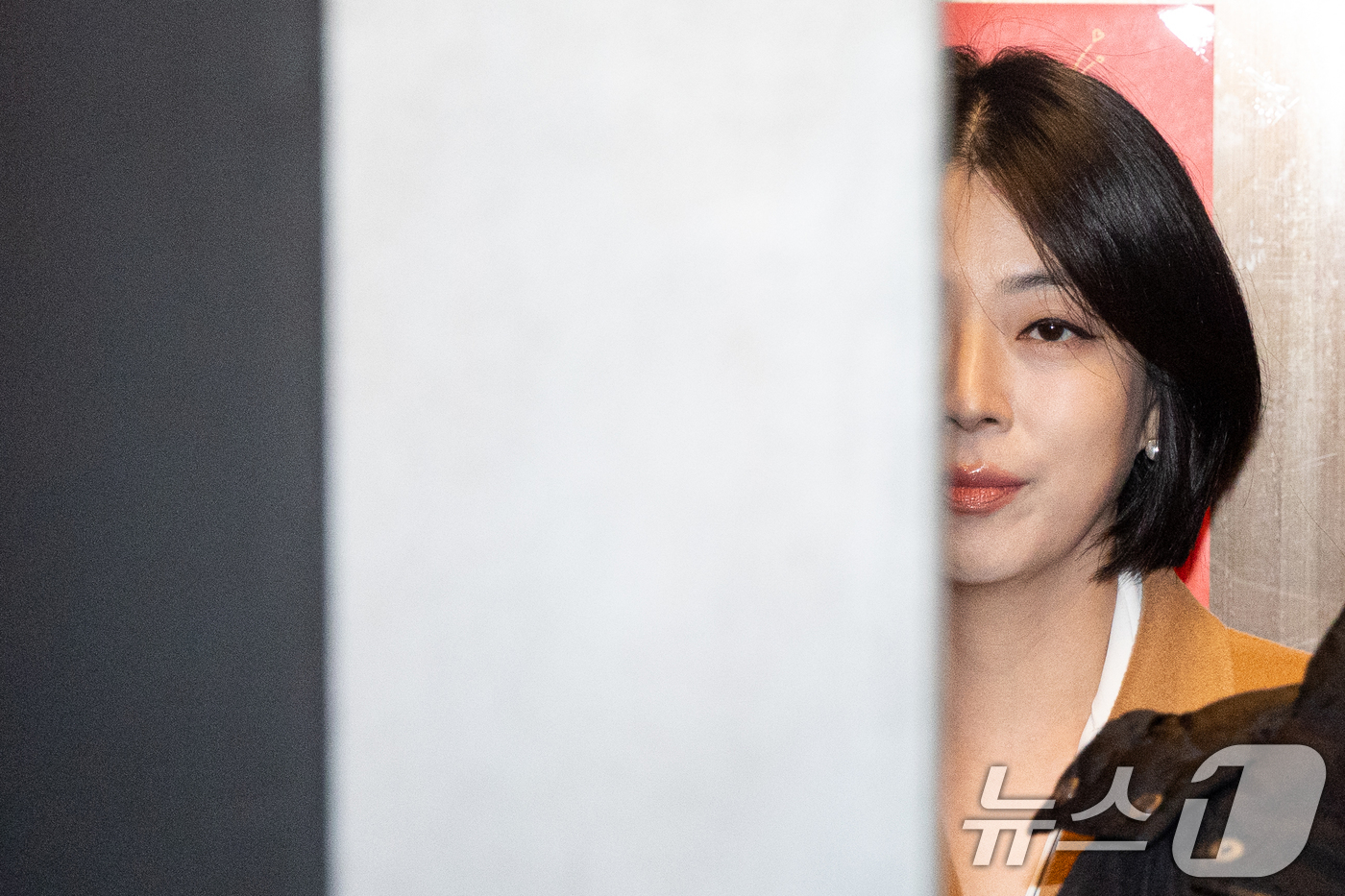 (서울=뉴스1) 이승배 기자 = 배현진 국민의힘 의원이 11일 서울 여의도 중앙당사에서 중앙윤리위원회에 출석하고 있다.당 윤리위는 서울시당위원장인 배 의원의 한동훈 전 대표 제명 …