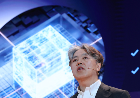 기조연설하는 이성훈 SK하이닉스 부사장