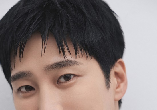 '스프링 피버' 안보현 "이주빈과 키스신? 수위 높다 생각 안 해"