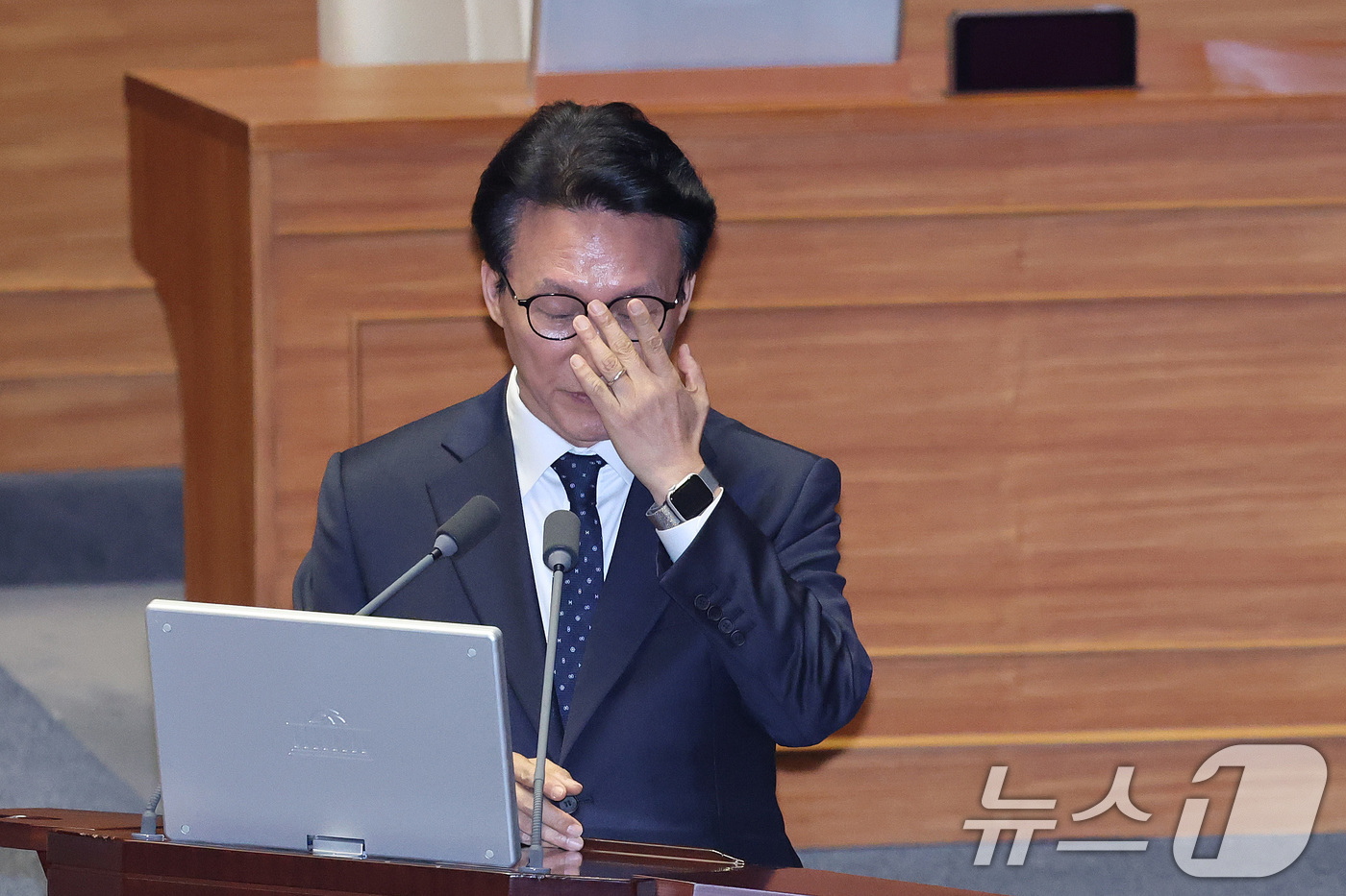 (서울=뉴스1) 신웅수 기자 = 김민석 국무총리가 11일 서울 여의도 국회에서 열린 제432회국회(임시회) 제6차 본회의에서 황명선 더불어민주당 의원의 교육·사회·문화에 관한 질문 …