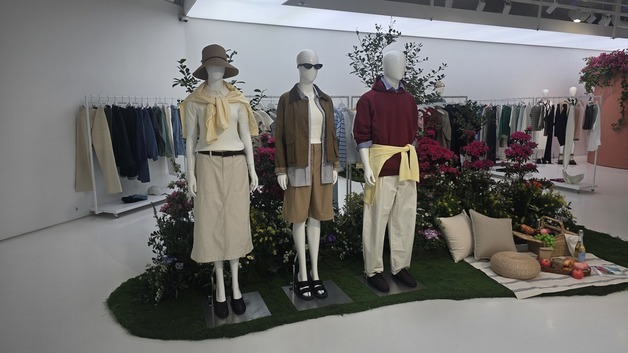 '입는 즐거움' 내세운 유니클로…26SS, UV·데님·아이웨어 전면 배치