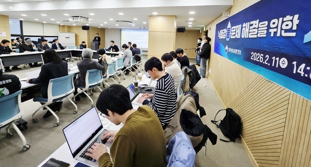 '먹는 물' 해법 간담회…정부안 '복류수·강변여과수'에 우려도