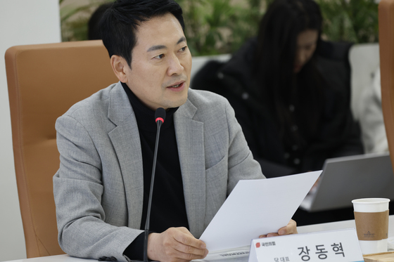 6·3 지방선거가 가른다…장동혁 '리더십'·한동훈 '생존력' 시험대