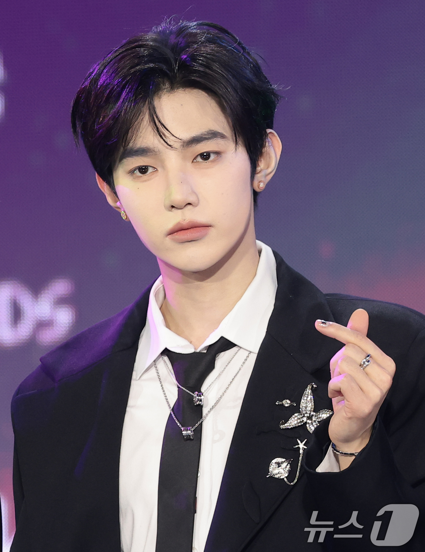 (서울=뉴스1) 권현진 기자 = 제로베이스원 장하오가 11일 오후 서울 성북구 고려대학교 화정체육관에서 열린 ‘제2회 디 어워즈(D Awards)’ 레드카펫 행사에 참석해 포즈를 …