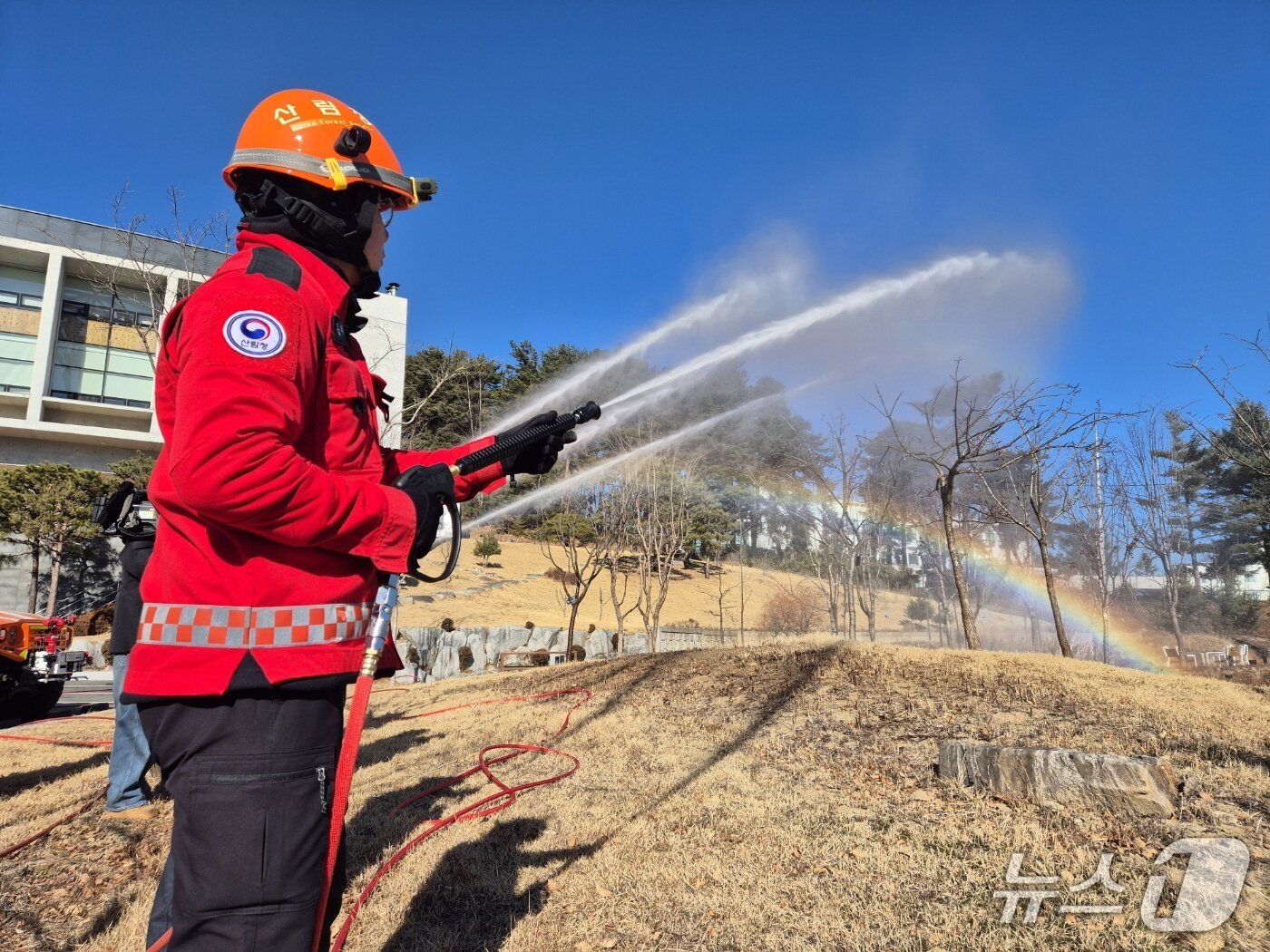 본문 이미지 - 동부지방산림청 산불 대응 시연회.(뉴스1 DB)