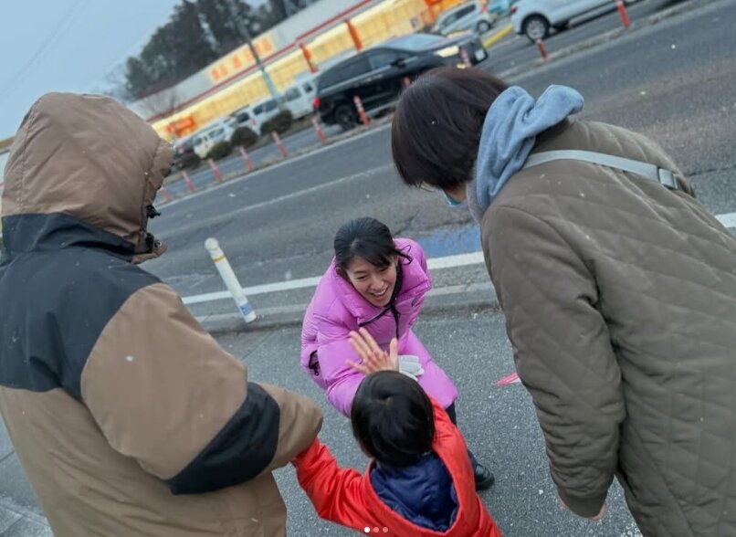 본문 이미지 - 거리 유세중인 모리시타 시차토. 출처=인스타그램