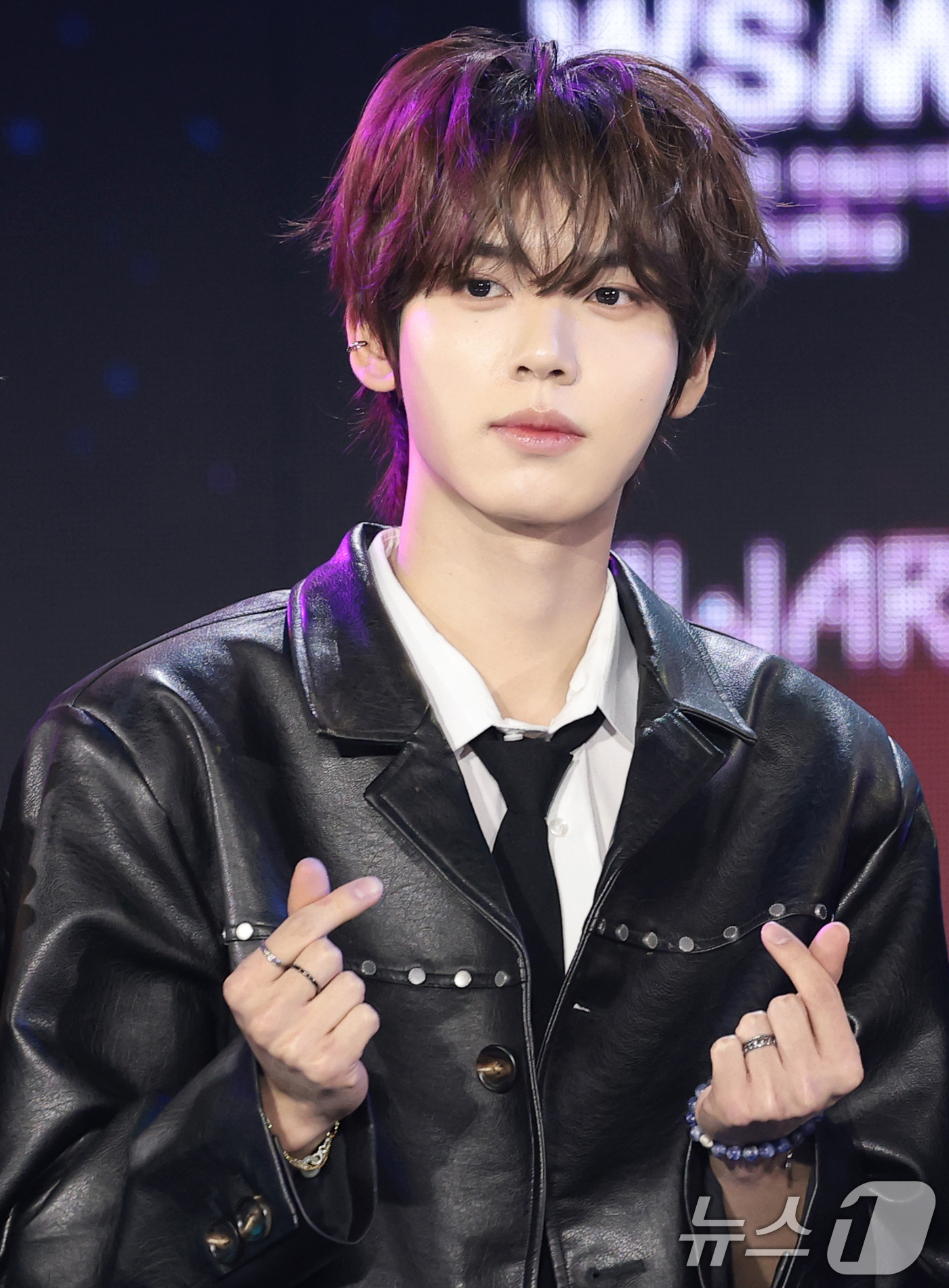 (서울=뉴스1) 권현진 기자 = 제로베이스원 한유진이 11일 오후 서울 성북구 고려대학교 화정체육관에서 열린 ‘제2회 디 어워즈(D Awards)’ 레드카펫 행사에 참석해 포즈를 …