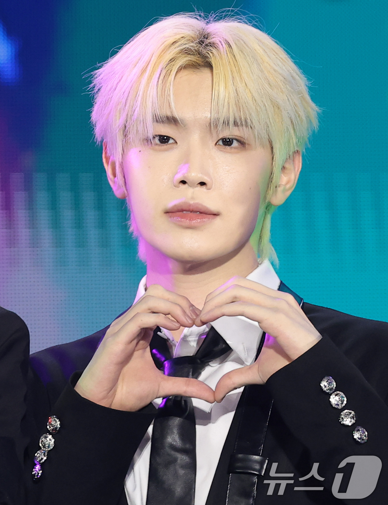 (서울=뉴스1) 권현진 기자 = 제로베이스원 김태래가 11일 오후 서울 성북구 고려대학교 화정체육관에서 열린 ‘제2회 디 어워즈(D Awards)’ 레드카펫 행사에 참석해 포즈를 …