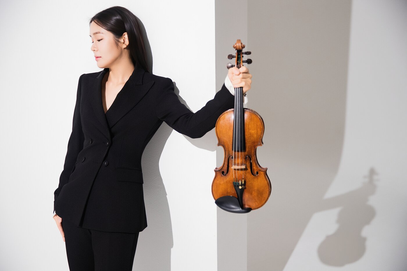 본문 이미지 - 에스더 유(C)Je Won Kim