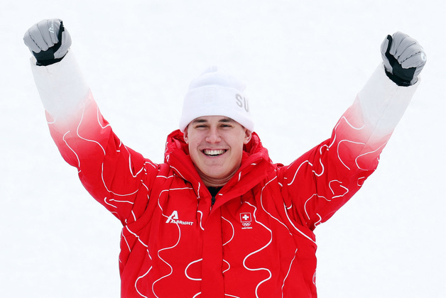 '목수 출신' 알멘, 대회 첫 3관왕 "이 꿈에서 깨고 싶지 않아"[올림픽]