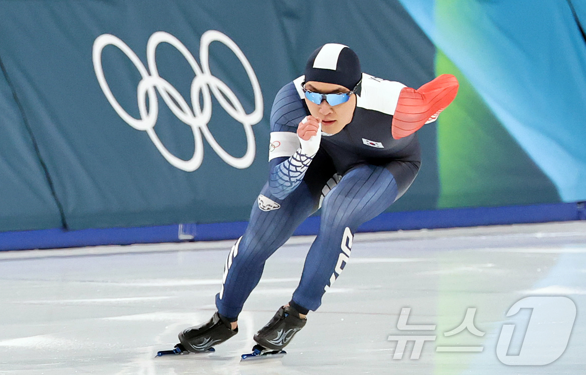 (밀라노=뉴스1) 김진환 기자 = 스피드 스케이팅 구경민이 11일(현지시간) 이탈리아 밀라노 스피드 스케이팅 스타디움에서 열린 2026 밀라노·코르티나담페초 동계올림픽 스피드 스케 …