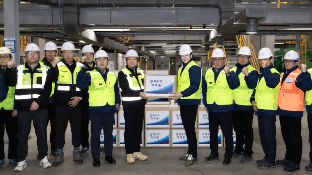 "설배송 안전 최우선"…한진 노삼석∙조현민 사장 터미널 점검