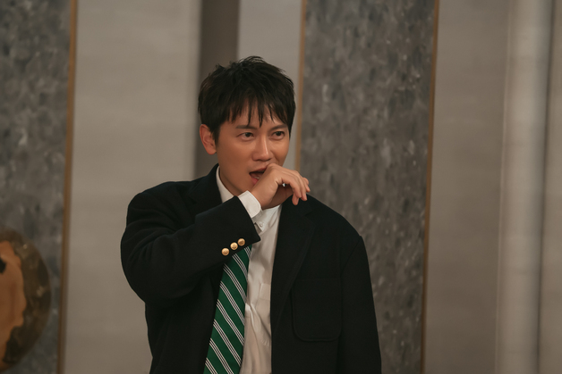 '판사 이한영' 지성 정체 밝힌 뒤…피투성이 된 박희순 [N컷]