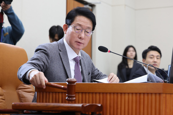 안건 상정하는 김상훈 대미투자특별법특위 위원장