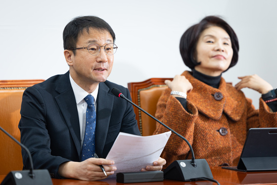 모두 발언하는 한병도 원내대표