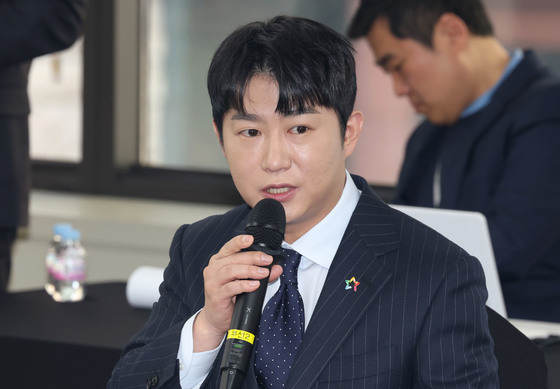 발언하는 오창석 청년재단 이사장