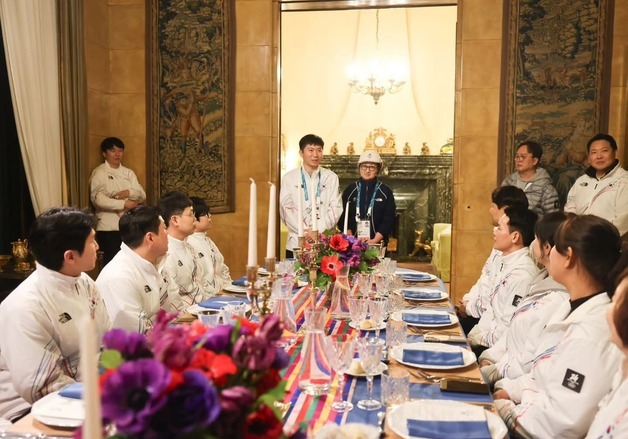 유승민 회장, '밥심' 급식지원센터 영양·조리사 만찬 초대[올림픽]
