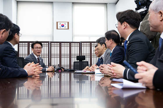 與 행안위원들 만난 김민석 총리