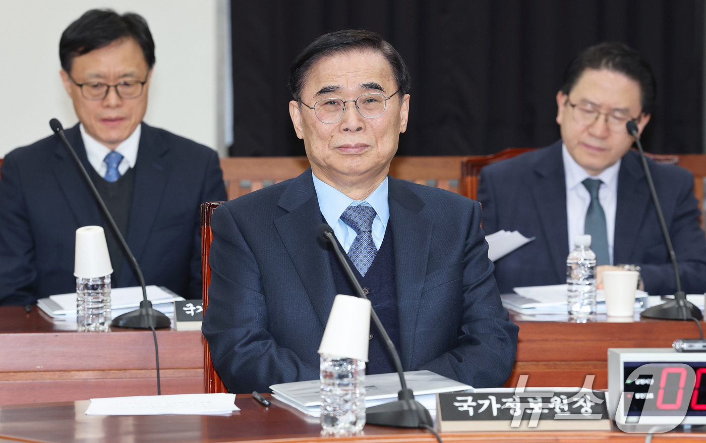 (서울=뉴스1) 국회사진기자단 = 이종석 국가정보원장이 12일 서울 여의도 국회에서 열린 정보위원회 전체회의에 출석해 있다. 2026.2.12/뉴스1