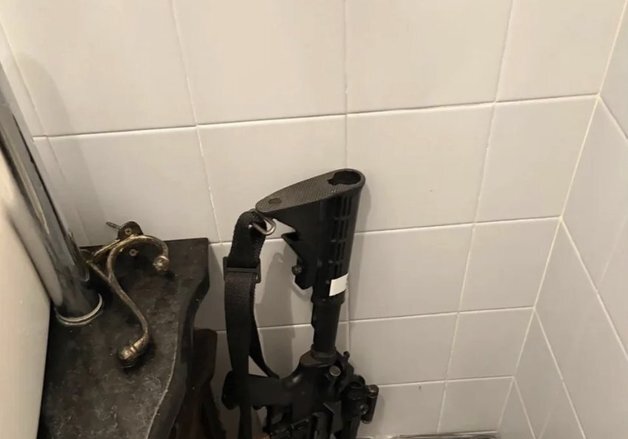 "이런 얼빠진"…도심 투입 美주방위군, 호텔 화장실에 소총 두고가