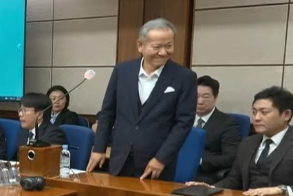 이상민 '징역 7년'에 미소…방청석에선 "아빠 괜찮아, 사랑해"