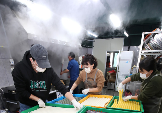 빛깔 고운 오색 가래떡