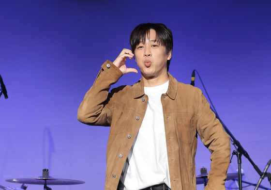 아묻따밴드 차태현, 유쾌한 볼 하트