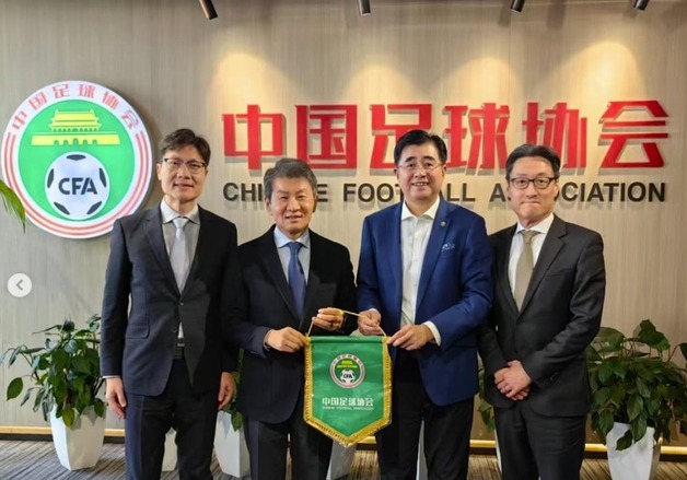 아시안컵 유치 도전 정몽규 회장…"중국 축구 지지 확인"