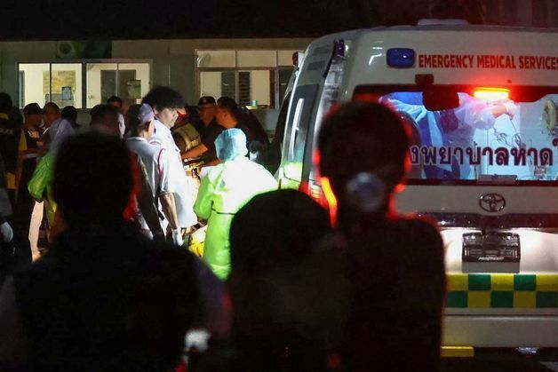 [포토] 태국 학교서 10대 총기 인질극 발생…교장 사망