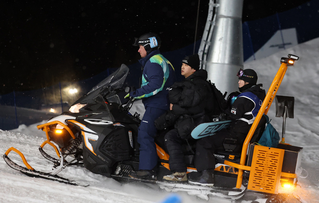 '아! 모두 탄식' 바닥에 주저앉은 최가온…이 악물고 다시 날아올랐다