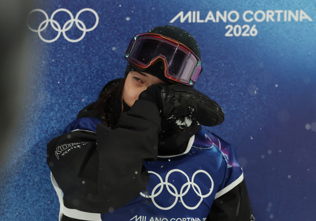 '공중 충돌·착지 실패' 12명 중 11위…최가온이 쓴 '대역전 드라마'