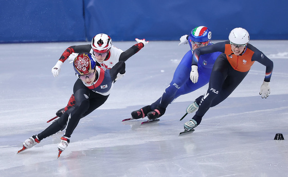 최민정, 조1위를 향해