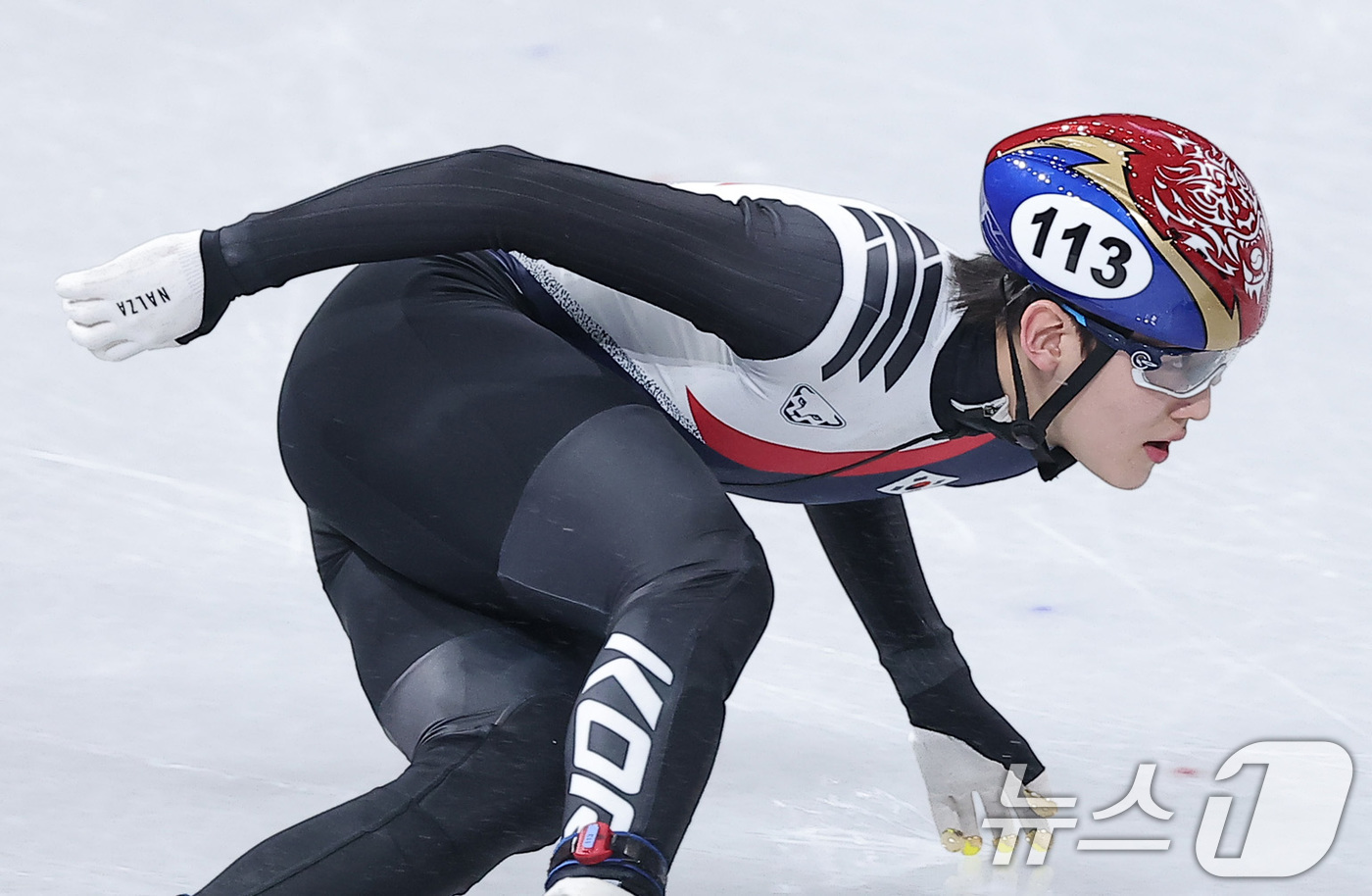 (밀라노=뉴스1) 김성진 기자 = 쇼트트랙 임종언이 12일(현지시간) 이탈리아 밀라노 아이스 스케이팅 아레나에서 열린 2026 밀라노·코르티나담페초 동계올림픽 쇼트트랙 남자 100 …
