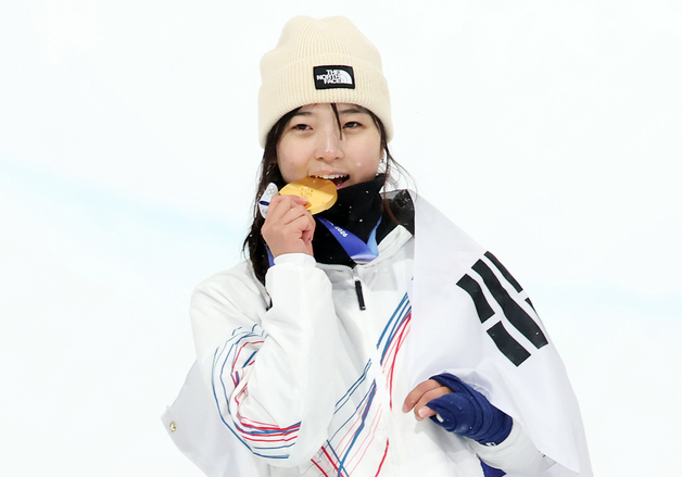 '2008년생' 여고생들, 대형사고 쳤다…'스노보드 르네상스'