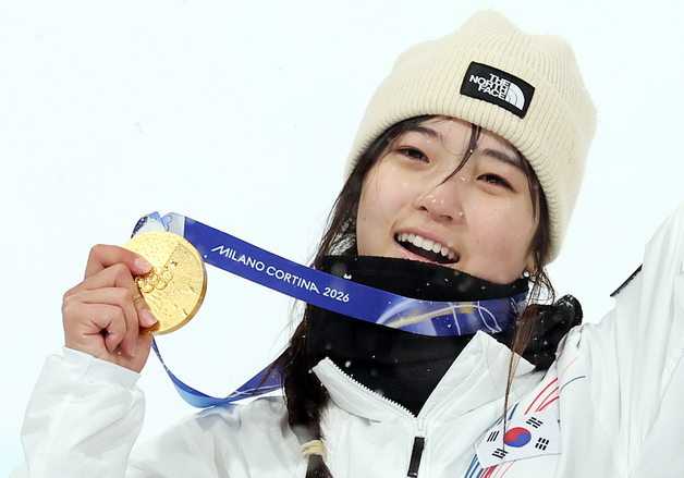 오뚝이 최가온, '기적의 첫 金'…쇼트트랙 막내 임종언 '銅'(종합)