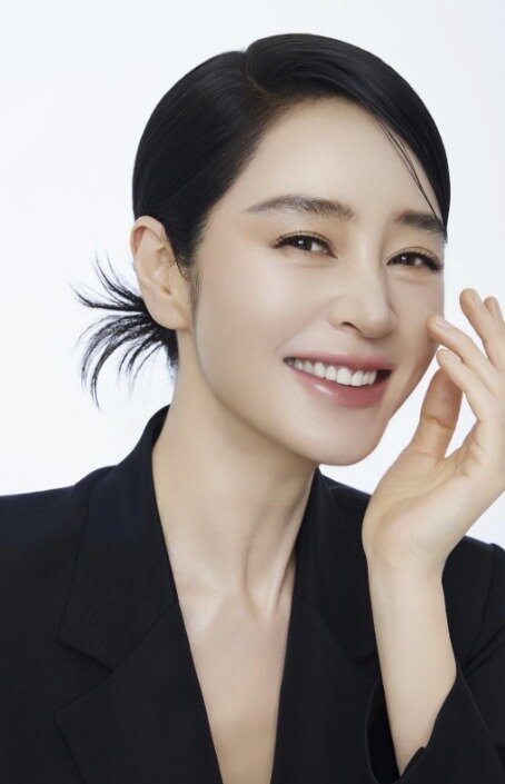 본문 이미지 - 배우 김혜수 인스타그램