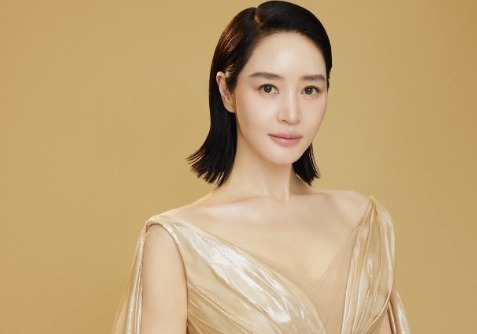 김혜수, 55세 믿기지 않는 동안미모…볼수록 감탄만 [N샷]