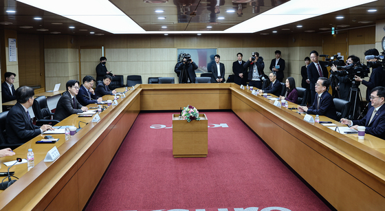 정부 대미투자이행위 출범…野 "사후수습만" vs 與 "낡은 정쟁정치"