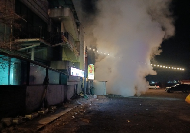 인천 강화도 목욕탕 사우나서 불…20여명 대피 소동