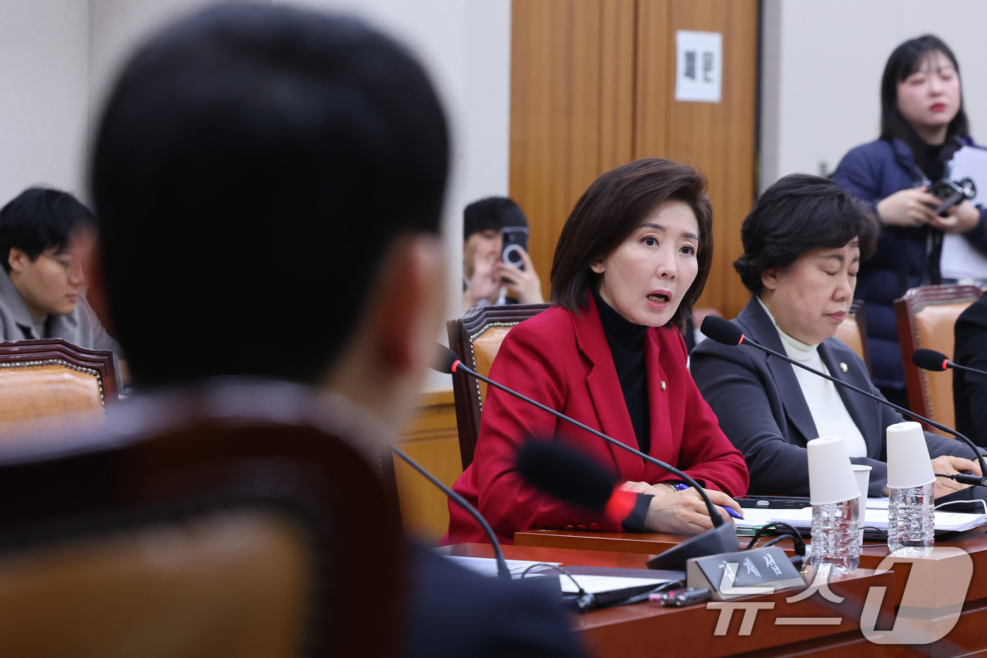 (서울=뉴스1) 신웅수 기자 = 나경원 국민의힘 의웡니 13일 서울 여의도 국회 법제사법위원회 법안심사제1소위원회에서 열린 상법 개정안 관련 공청회에서 의사진행 발언을 하고 있다. …