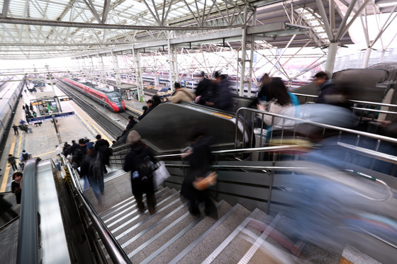 이른 아침 귀성길