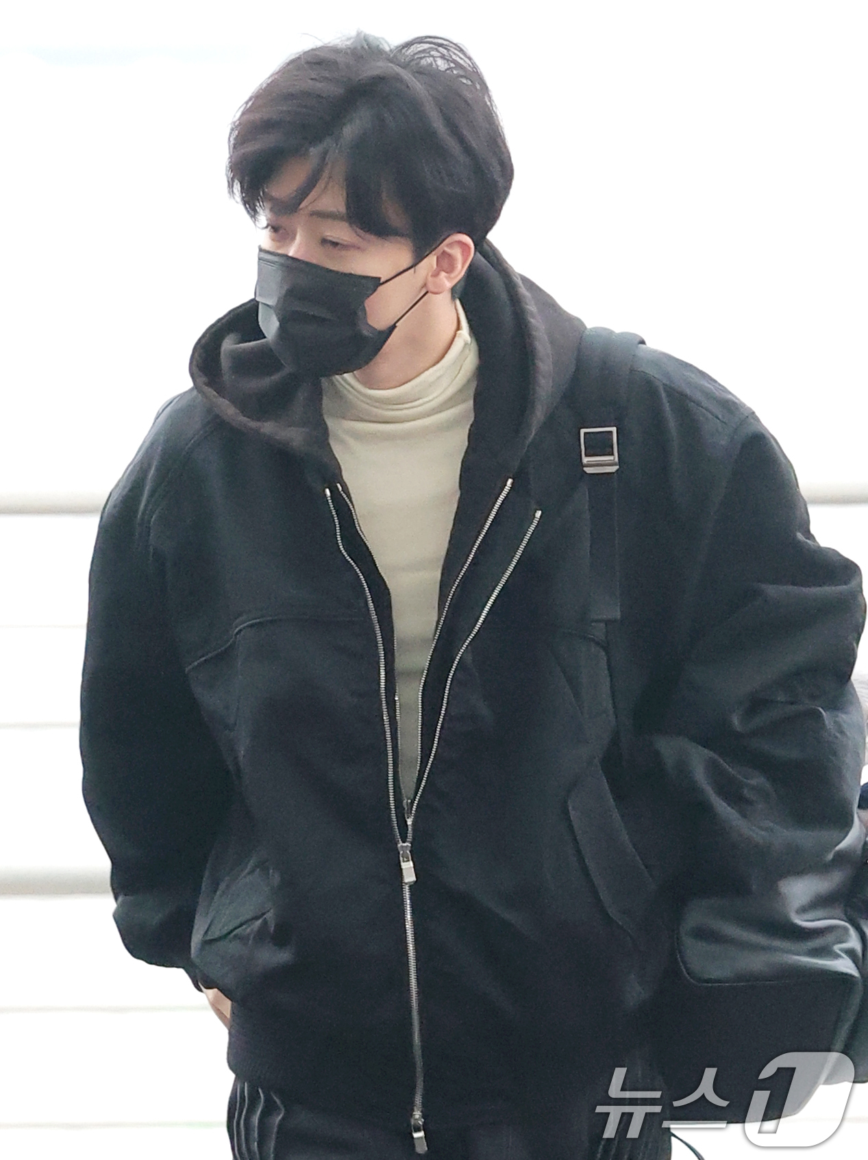 (인천공항=뉴스1) 권현진 기자 = 그룹 NCT 드림 재민이 콘서트를 위해 13일 인천공항을 통해 태국 방콕으로 출국하고 있다. 2026.2.13/뉴스1