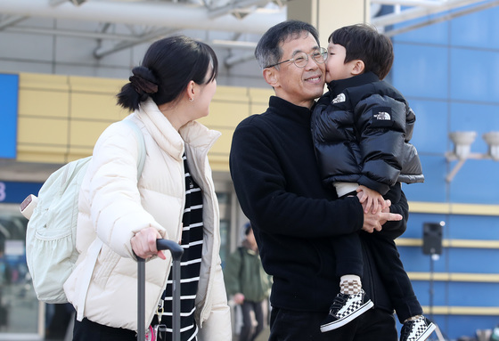 '할아버지, 보고 싶었어요'