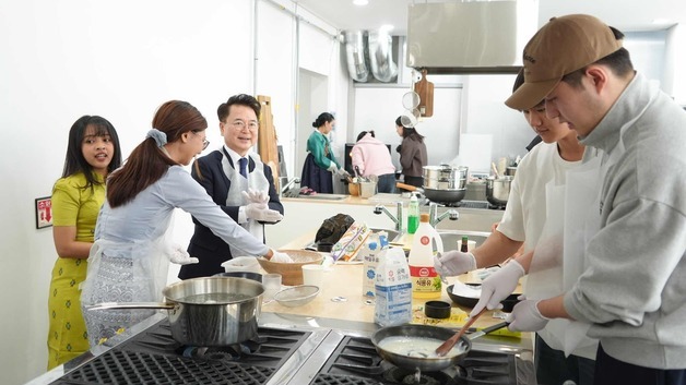 춘천시, 설 맞아 외국인 유학생들과 식문화 교류 행사