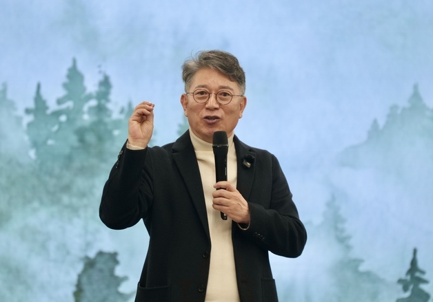 곽재선 KGM 회장, 임직원과 북콘서트 "고민에서 지혜 얻어"