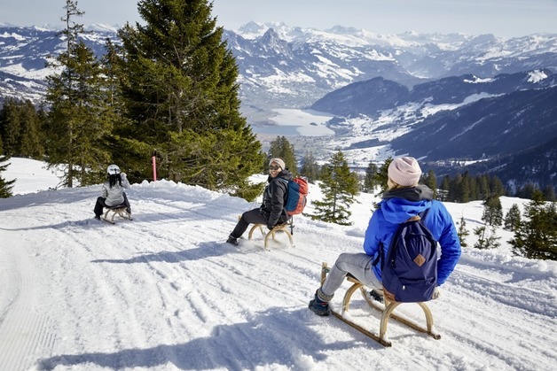 차가운 만년설 위 뜨거운 온천... 스위스 도시가 품은 '冬의 유혹'