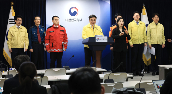 [경북 산불 1년-下] 봄철 산불 비상…정부 '대형산불 특별대책' 가동