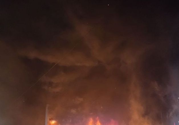 시흥 정왕동 상가건물 2층서 화재…12명 긴급 대피