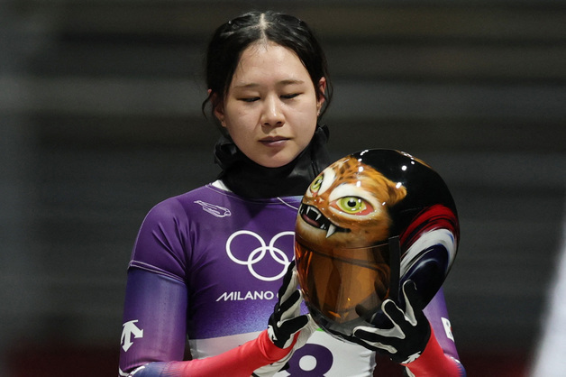 세계의 벽 절감한 홍수정, 스켈레톤 1·2차 주행 22위[올림픽]