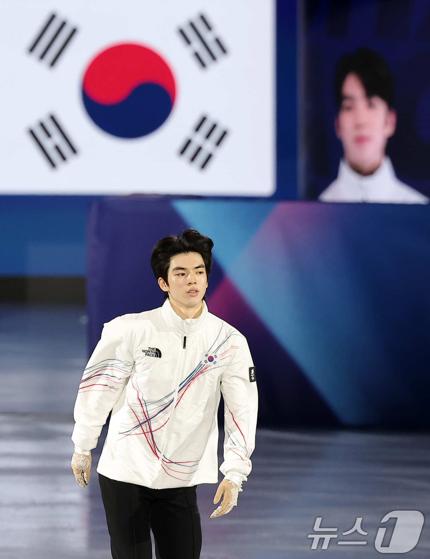 (밀라노=뉴스1) 김성진 기자 = 피겨 차준환이 13일(현지시간) 이탈리아 밀라노 아이스 스케이팅 아레나에서 열린 2026 밀라노·코르티나담페초 동계올림픽 피겨 스케이팅 남자 싱글 …